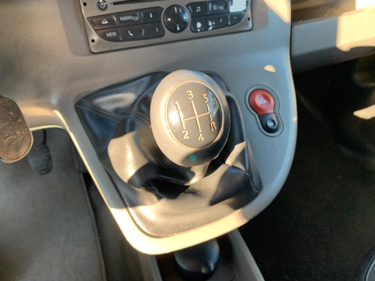 Renault Kangoo 1.5 DCI · Ano 2009 — imagen 16
