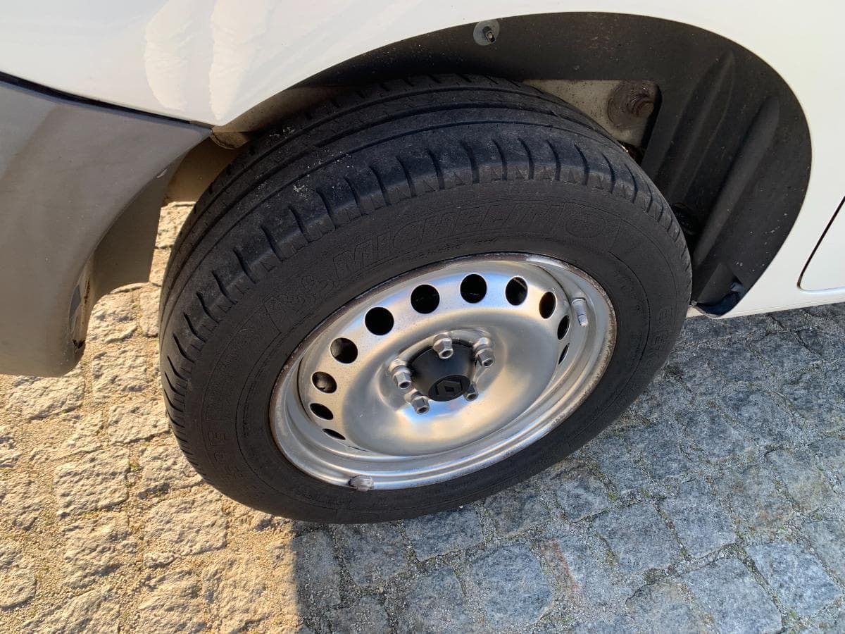 Renault Kangoo 1.5 DCI · Ano 2009 — imagen 17