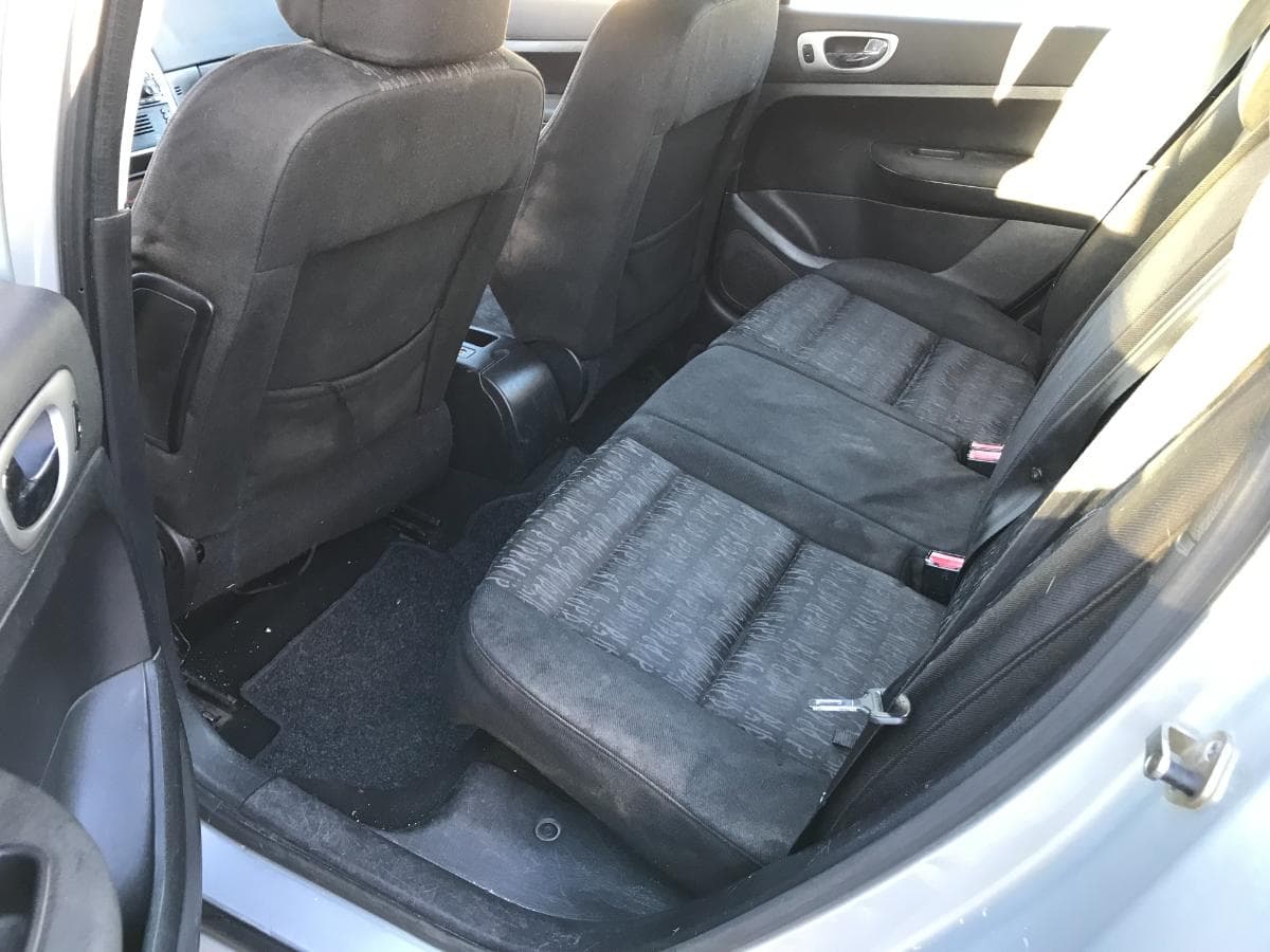 Peugeot 307 1.4HDI · Ano 2004 — imagem 3