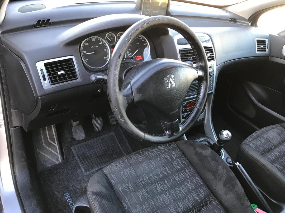 Peugeot 307 1.4HDI · Ano 2004 — imagem 20