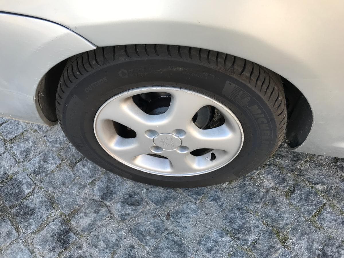 Peugeot 307 1.4HDI · Ano 2004 — imagem 25