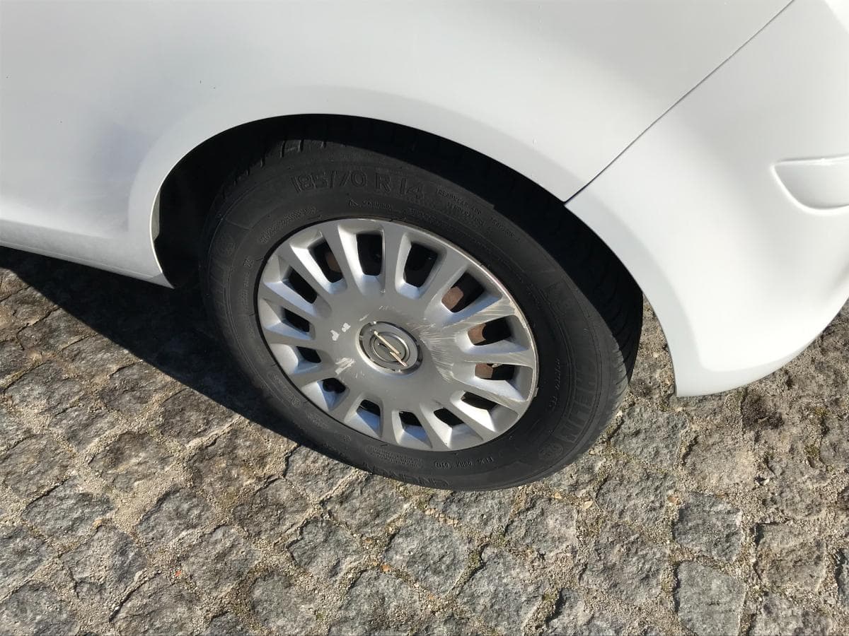 Opel Corsa 1.3 Cdti · Año 2011 — imagen 23