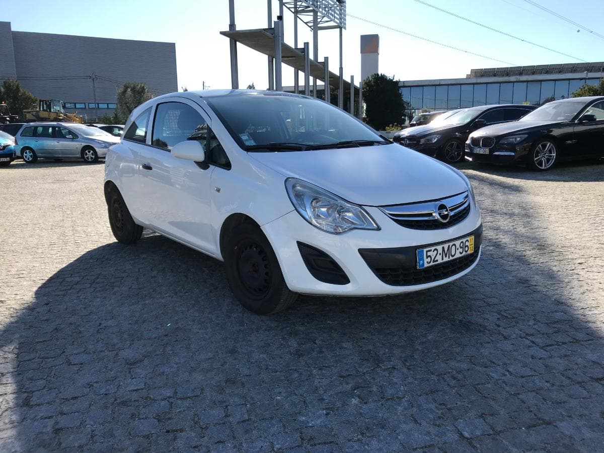 Opel Corsa 1.3 Cdti · Ano 2011 — imagen 3