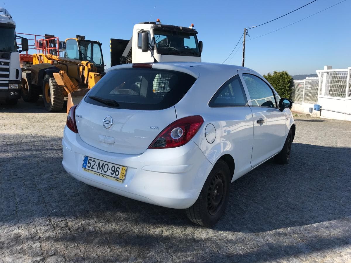 Opel Corsa 1.3 Cdti · Ano 2011 — imagen 19