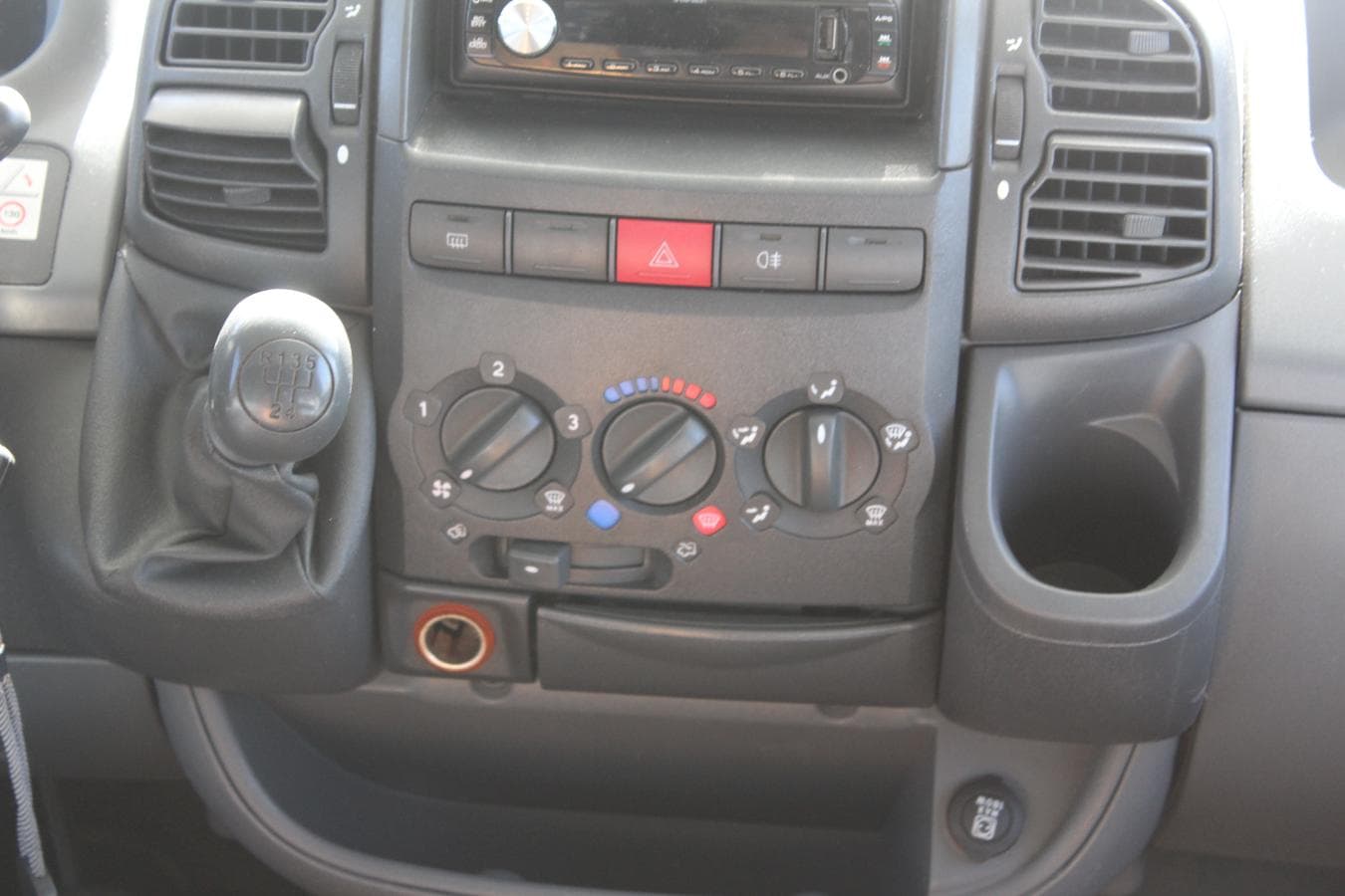 Autocaravana Fiat Ducato 2.3 SEA ZEHTF · Ano 2005 — imagem 3