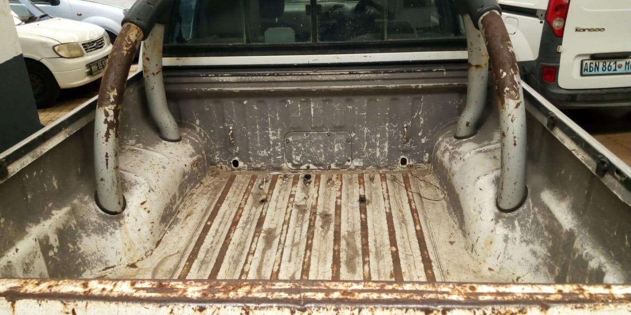 Isuzu KB · — image 6