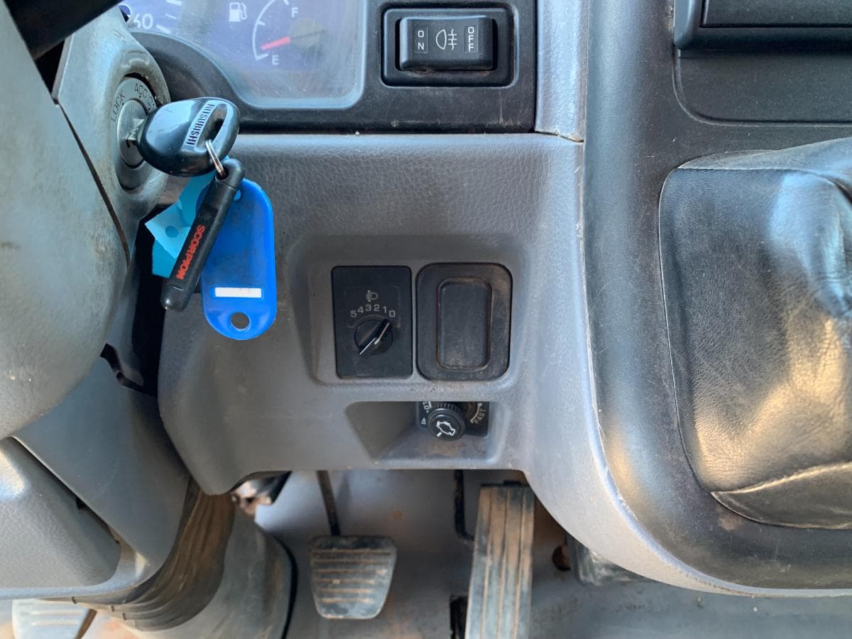 Mitsubishi Canter Fuso 7C140 · Ano 2006 — imagem 12