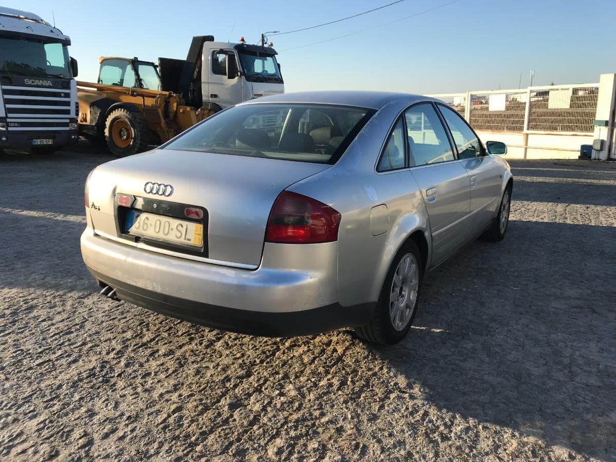 Audi A6 1.9TDI · Ano 2001 — imagem 6