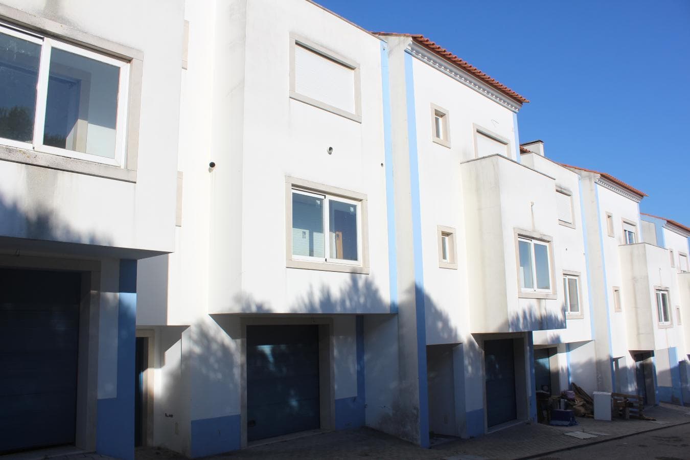 Totalidade das 17 Moradias · Belas, Sintra — image 2
