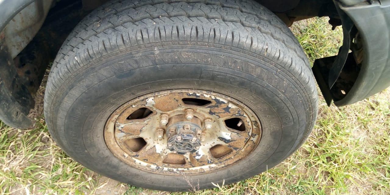 Isuzu Kb250 · — imagem 6