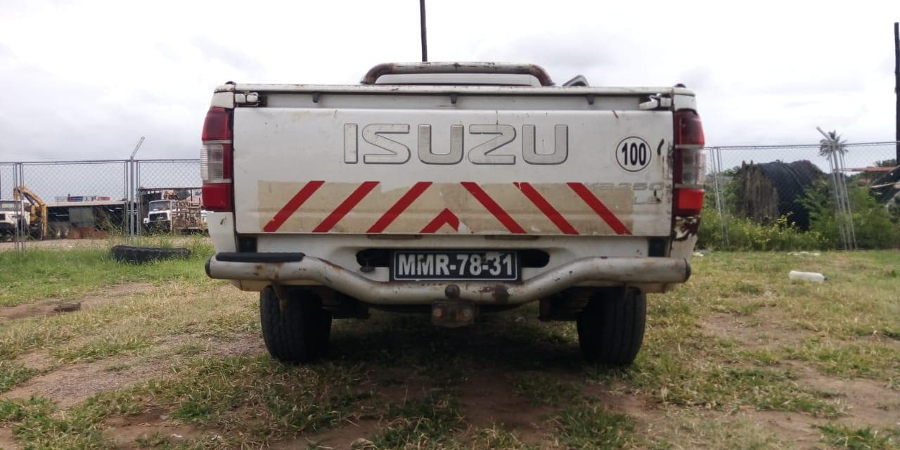 Isuzu Kb250 · — imagem 8