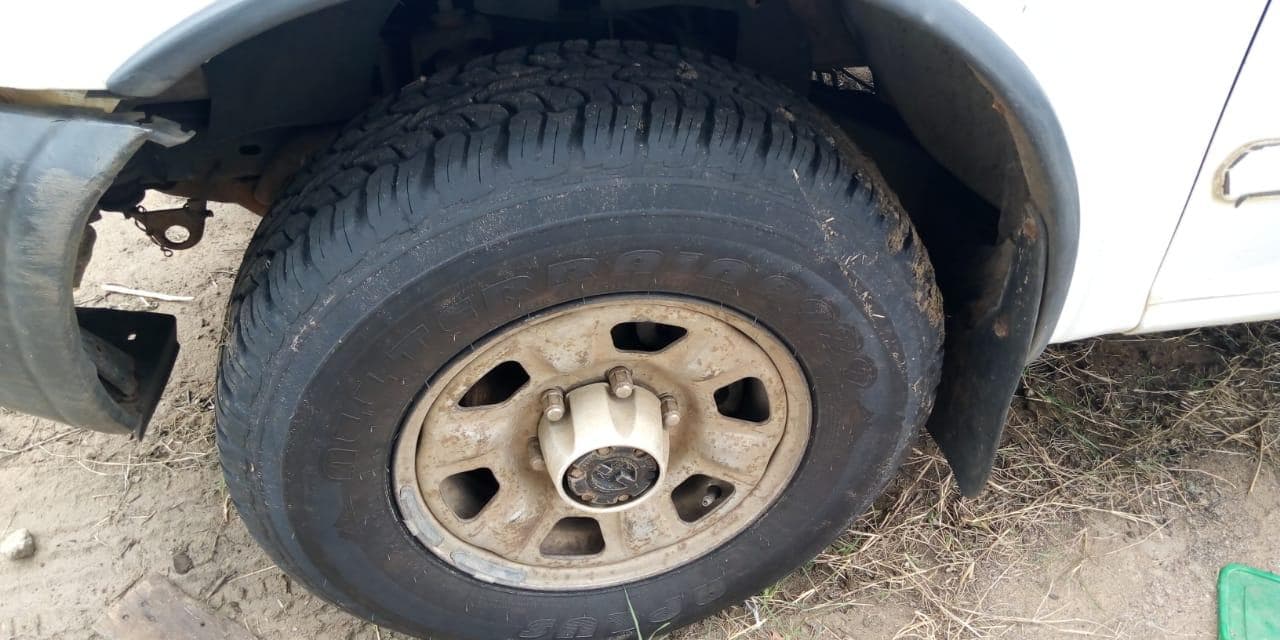 Isuzu Kb250 · — imagen 6