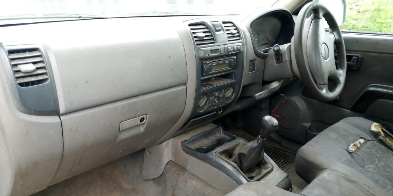 Isuzu Kb250 · — imagen 8