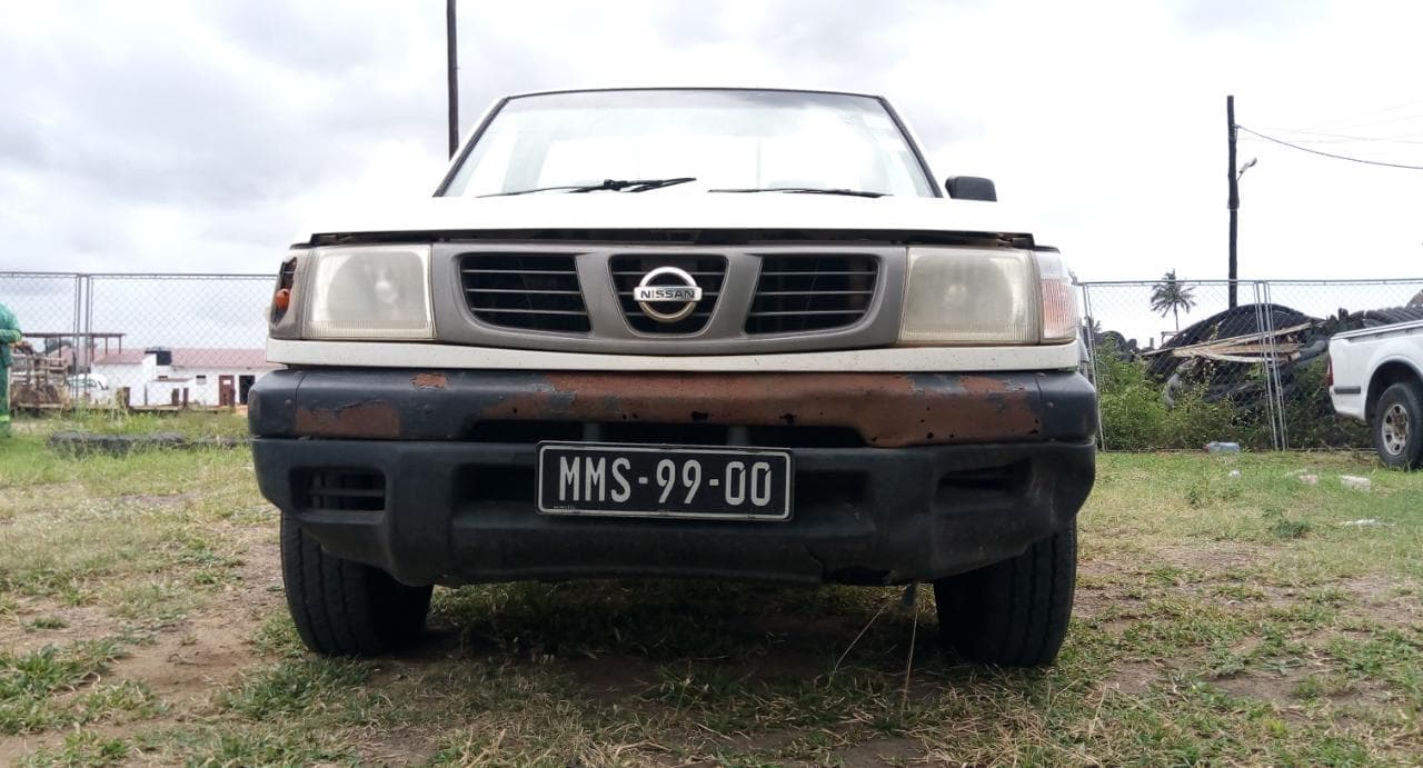 Nissan Hardbody · — imagen 5