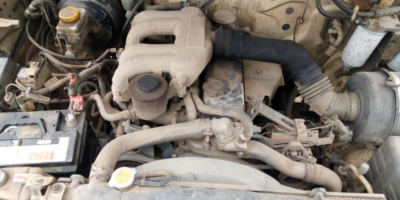 Nissan Hardbody · — imagen 10
