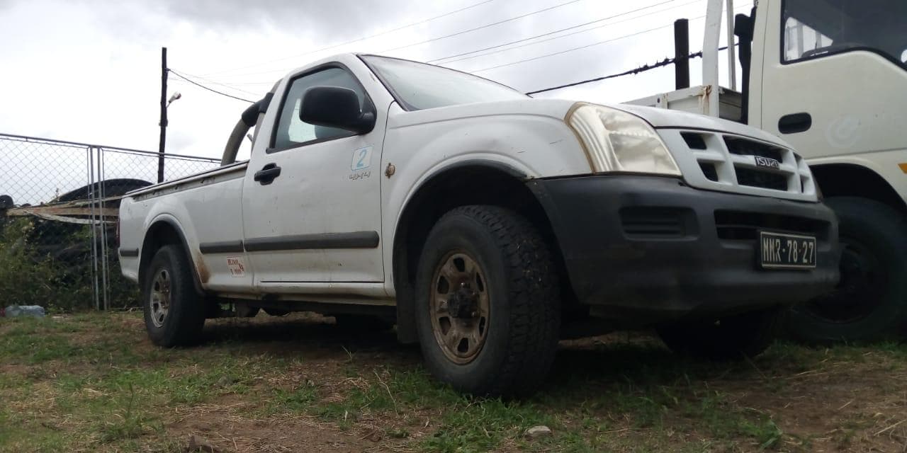 Isuzu Kb250 · — imagen 2