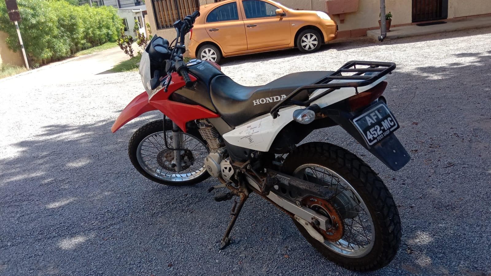 Honda XL motorcycle · — image 4