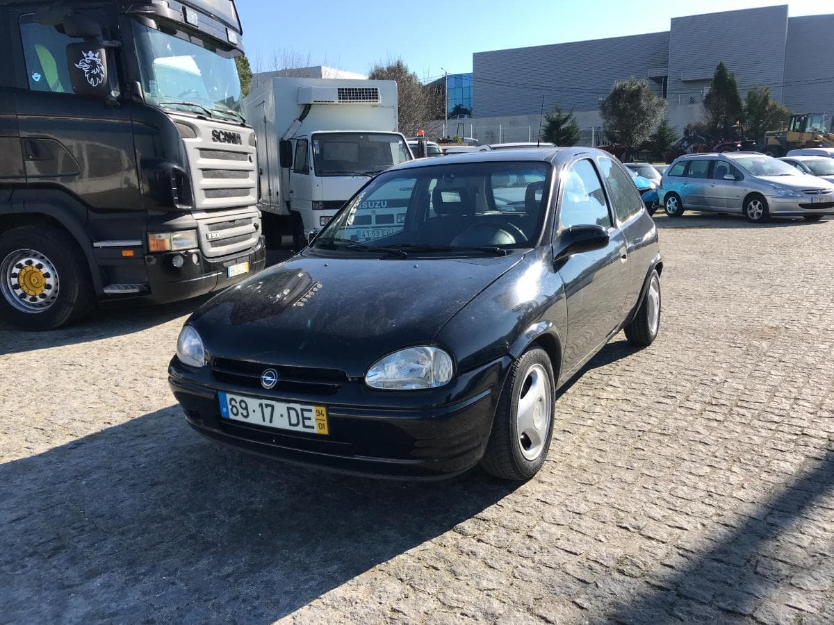 Opel Corsa 1.5 TD · Ano 1994 — imagem 5