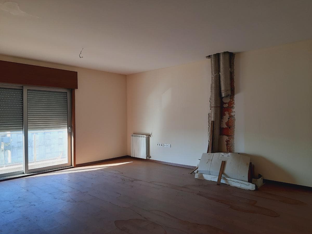 Apartamento T3 com 2 Lugares de Garagem · Trofa — imagem 9