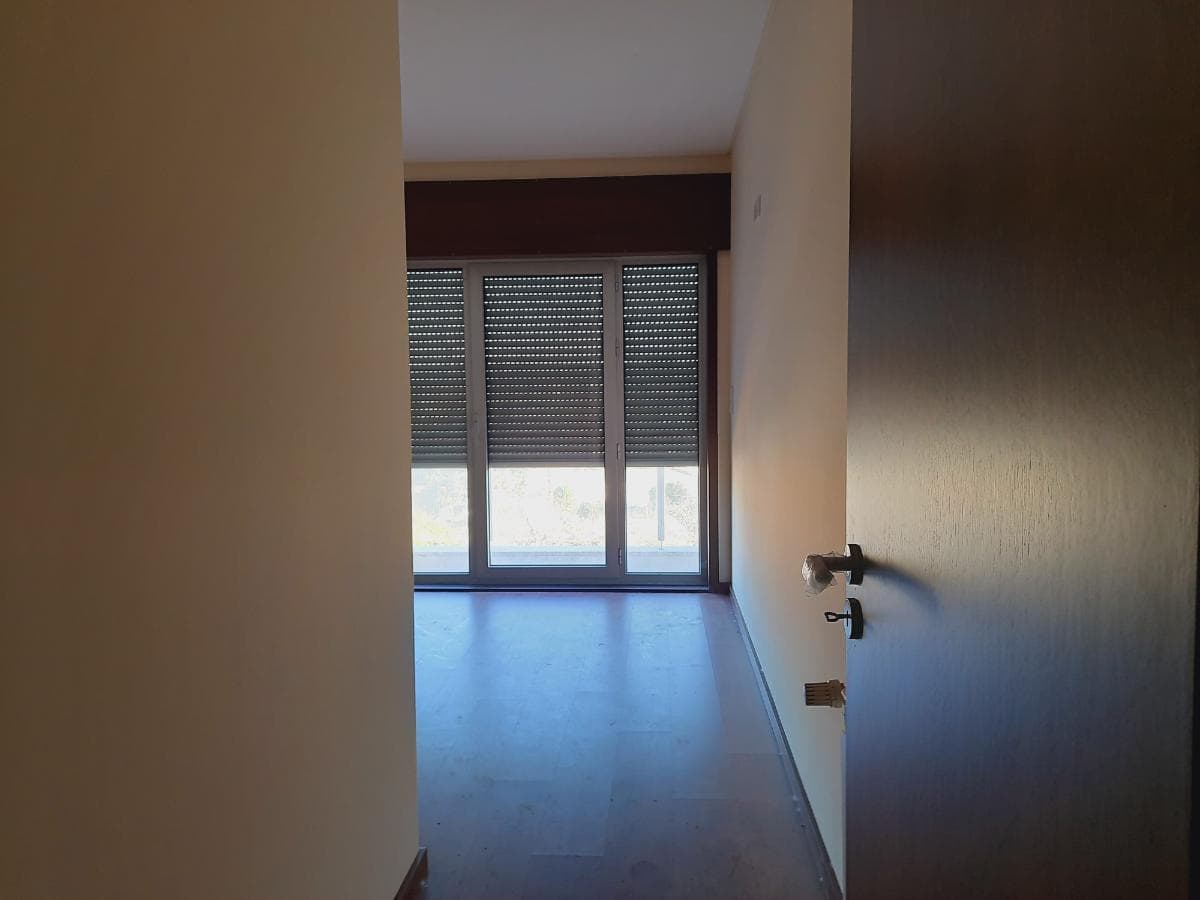 Apartamento T2 com Lugar de Garagem · Trofa — image 6