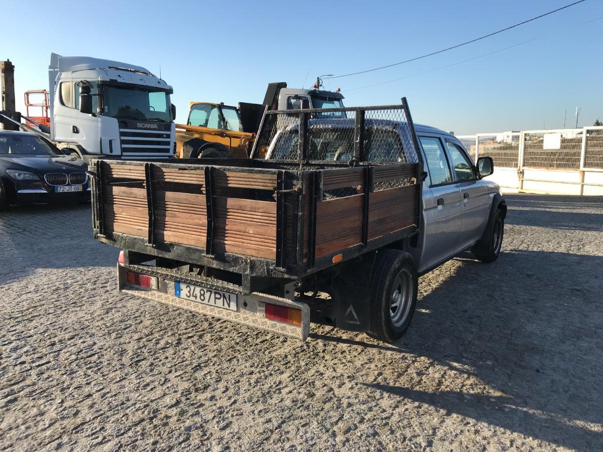 Mitsubishi L200 2.5 TD · Ano 2000 — imagem 10