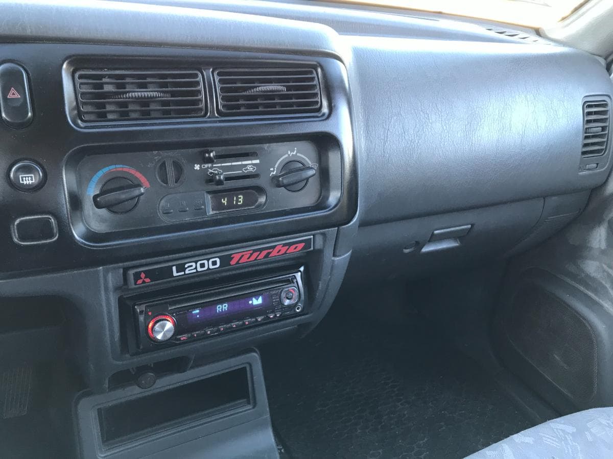 Mitsubishi L200 2.5 TD · Ano 2000 — imagem 22