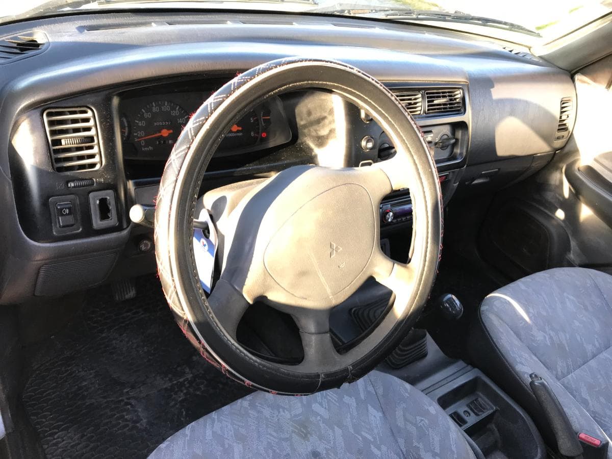 Mitsubishi L200 2.5 TD · Ano 2000 — imagem 25