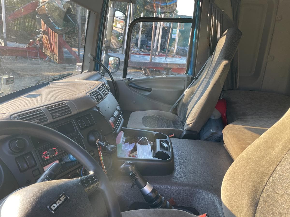 Daf CF 85.410 · Ano 2007 — imagem 10