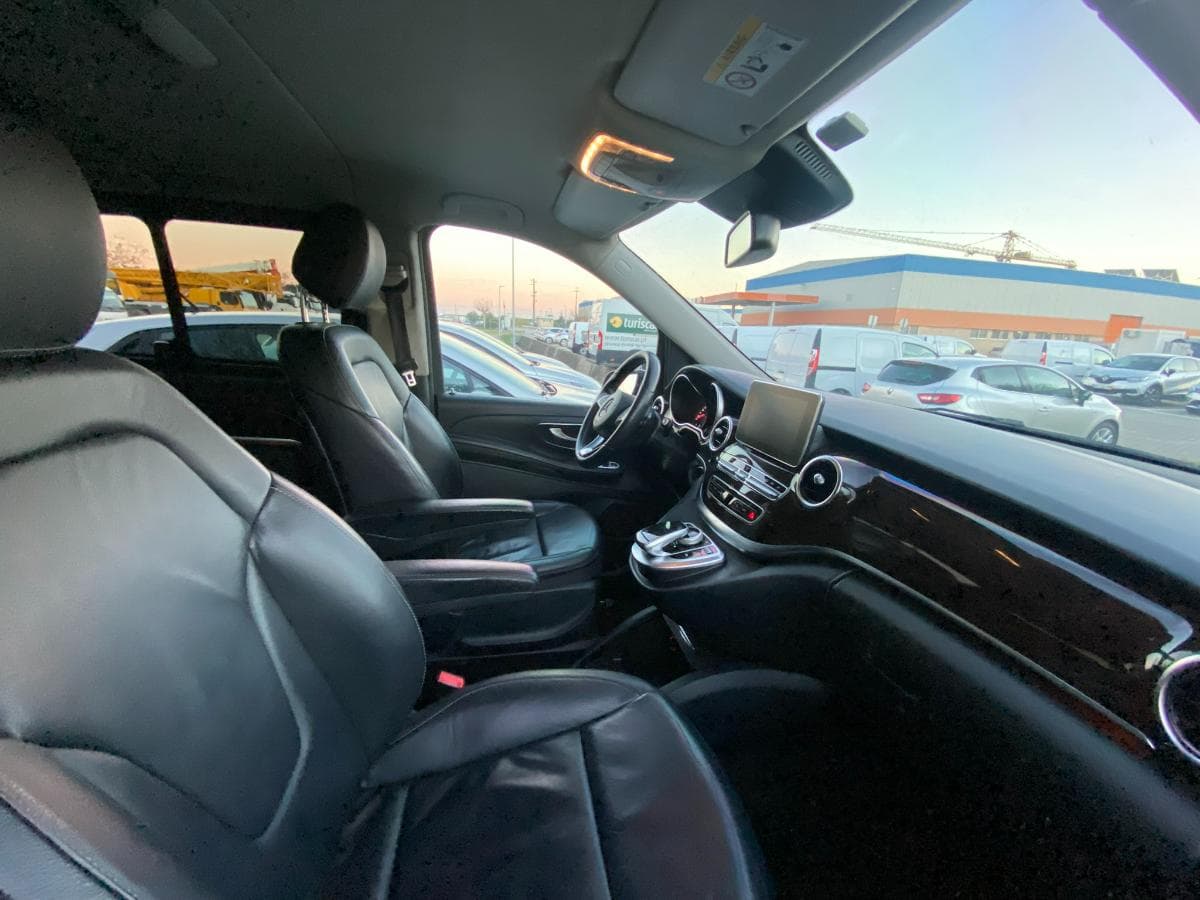 Mercedes-Benz V250d — imagen 12