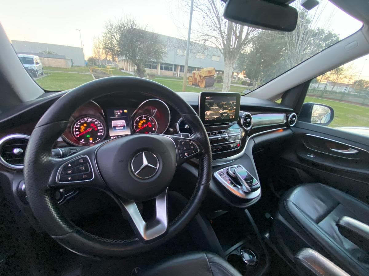 Mercedes-Benz V250d — imagen 9