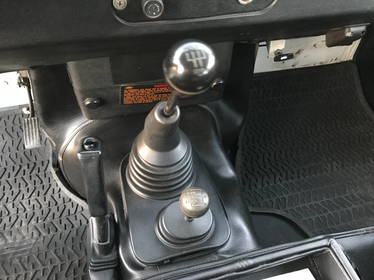 Land Rover Defender 200 Tdi · Ano 1992 — imagen 10