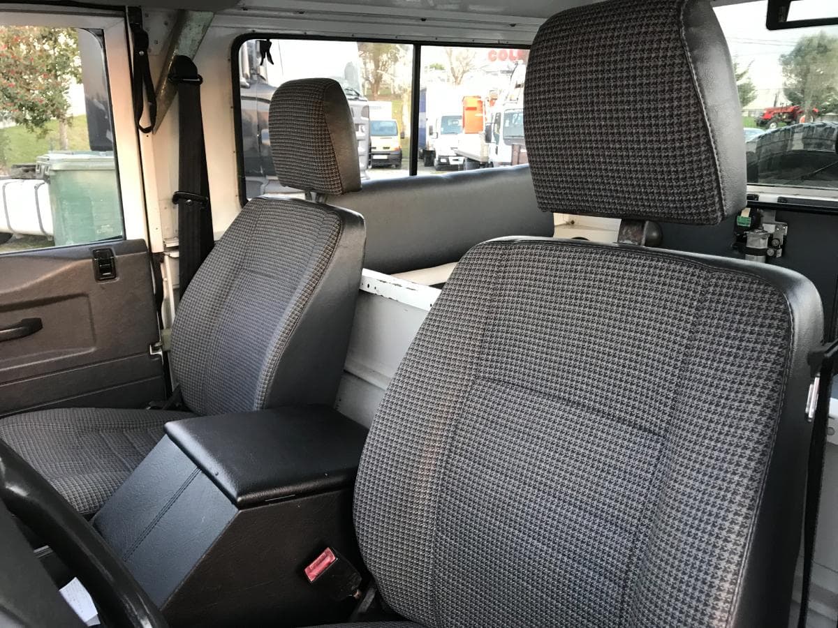 Land Rover Defender 200 Tdi · Ano 1992 — imagen 22