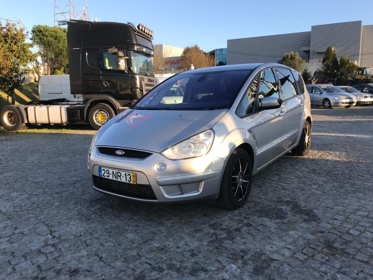 Ford S-Max 1.8 TDCI · Ano 2008 — imagem 1