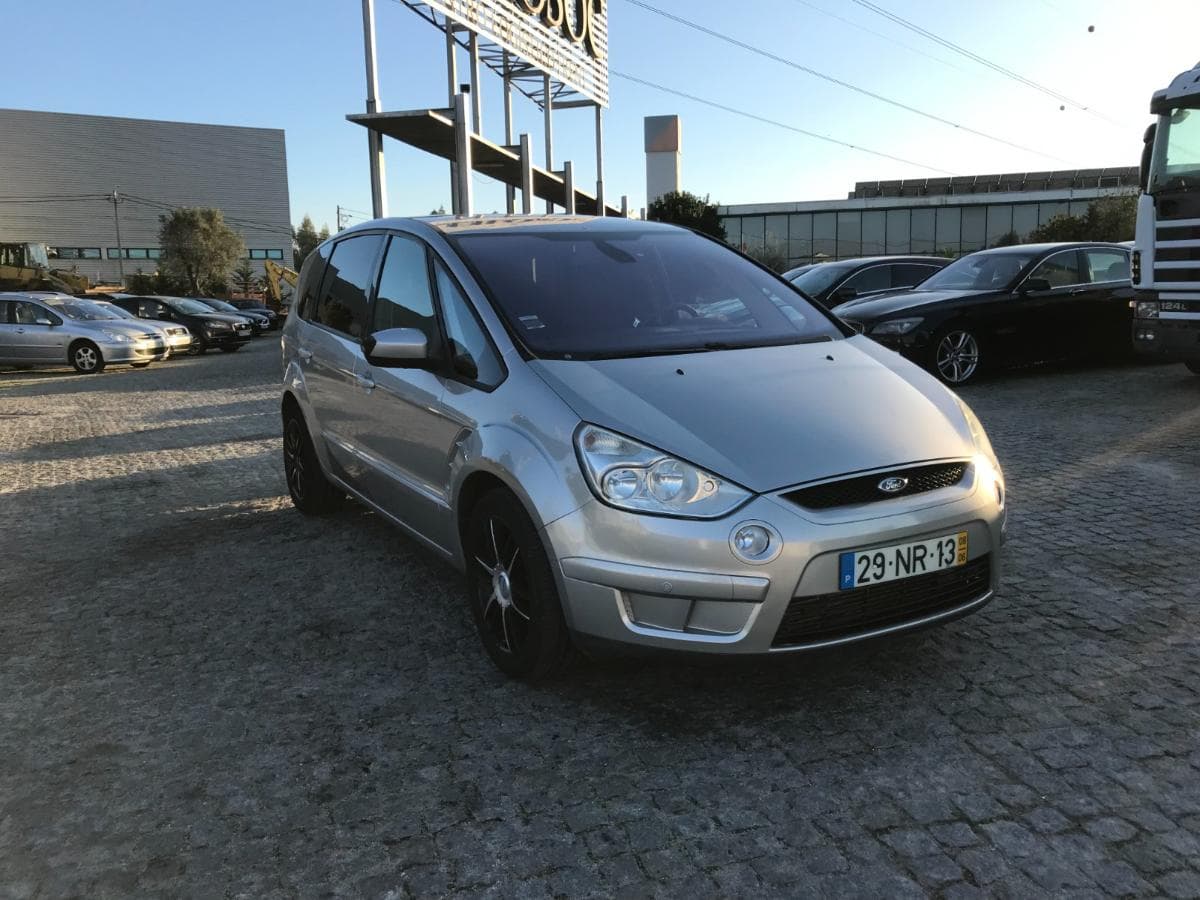 Ford S-Max 1.8 TDCI · Ano 2008 — imagem 2