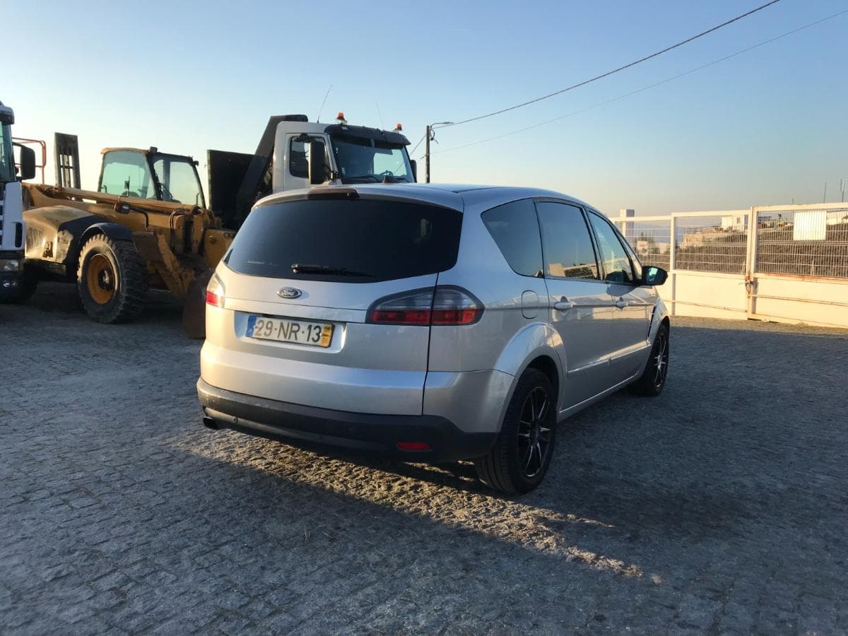 Ford S-Max 1.8 TDCI · Ano 2008 — imagem 3