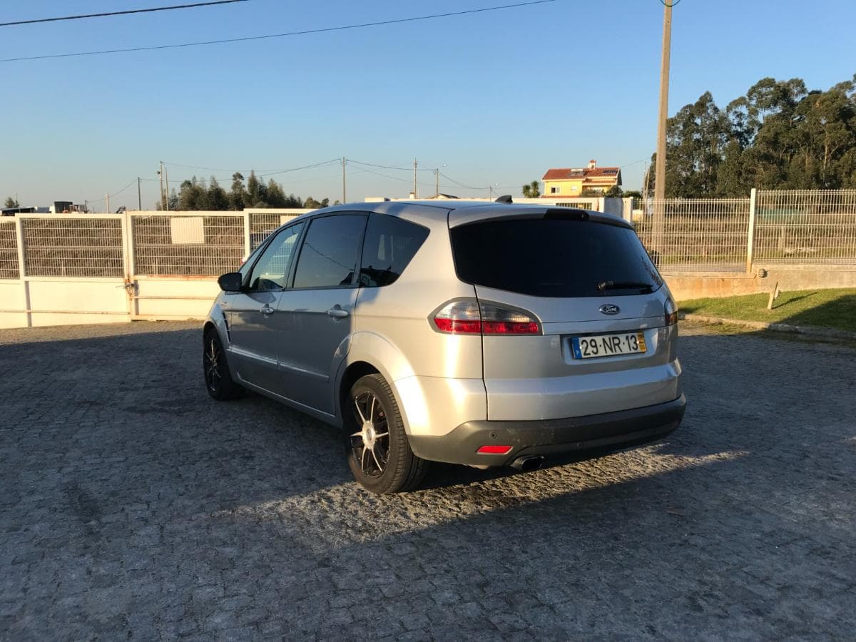 Ford S-Max 1.8 TDCI · Ano 2008 — imagem 5