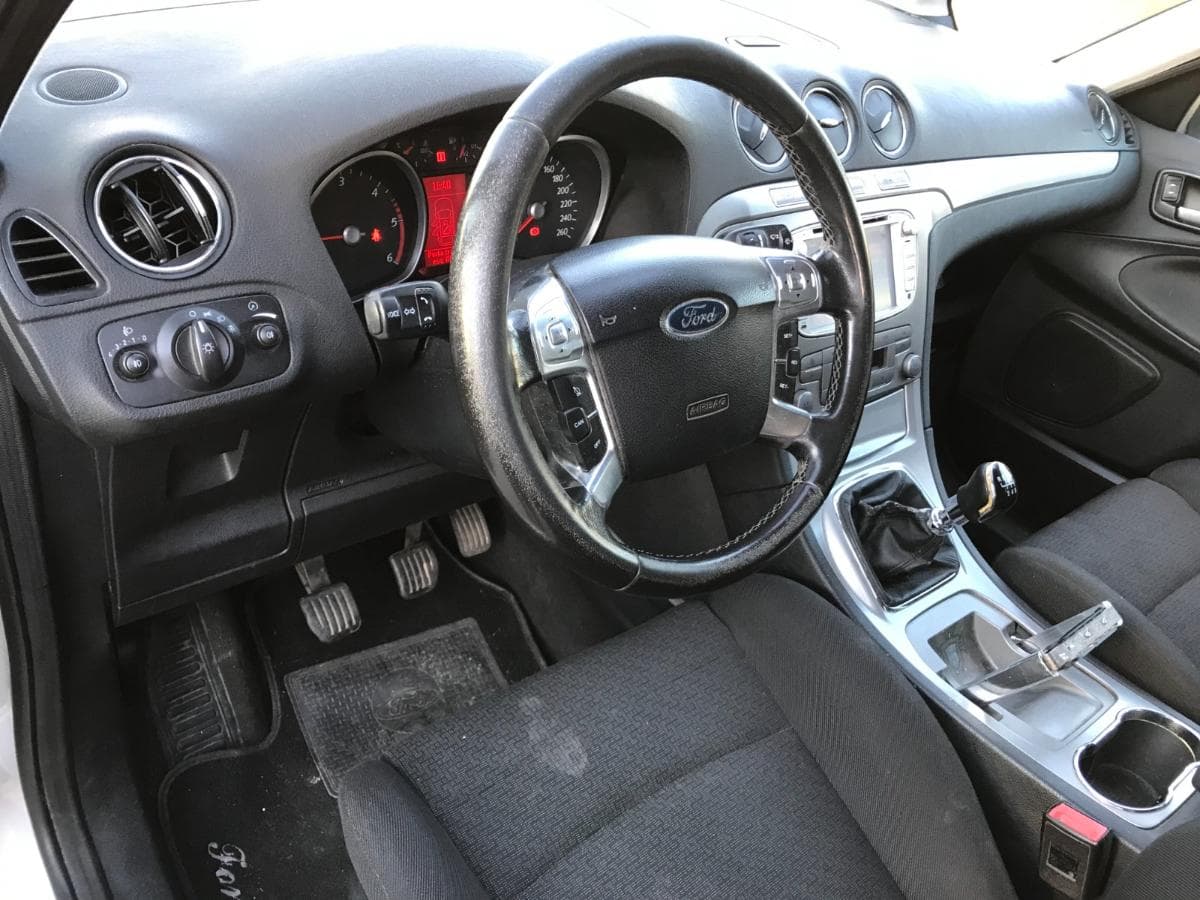 Ford S-Max 1.8 TDCI · Ano 2008 — imagem 8