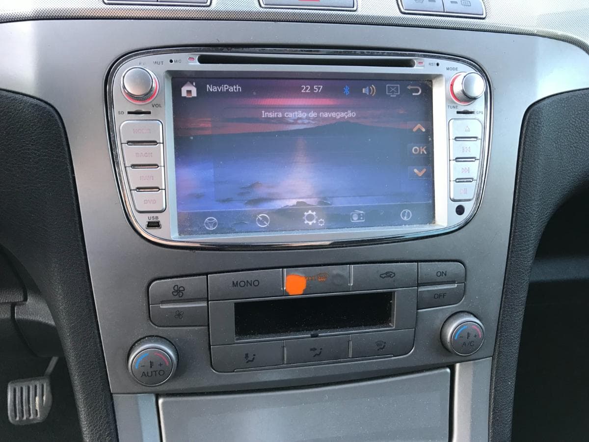 Ford S-Max 1.8 TDCI · Ano 2008 — imagem 10