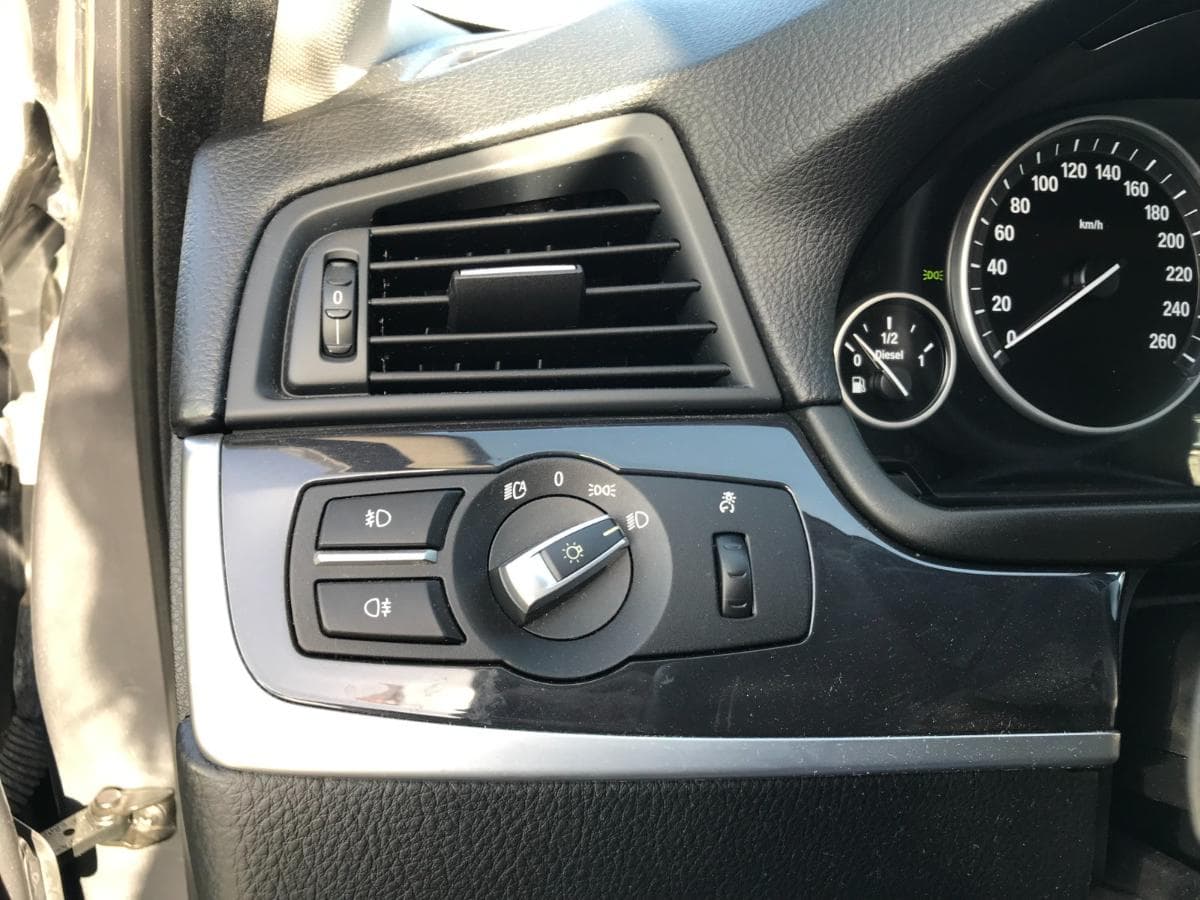 BMW 530D Touring · Ano 2012 — imagen 12