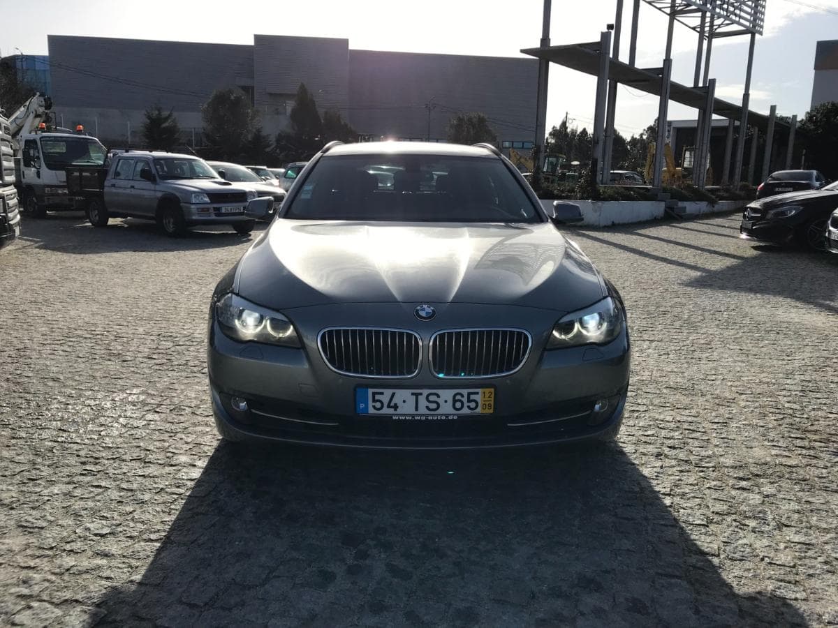 BMW 530D Touring · Ano 2012 — imagen 2