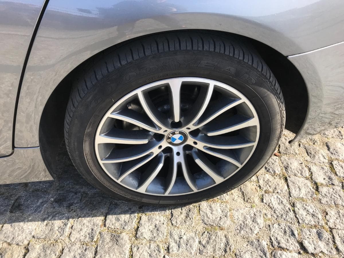 BMW 530D Touring · Ano 2012 — imagen 17