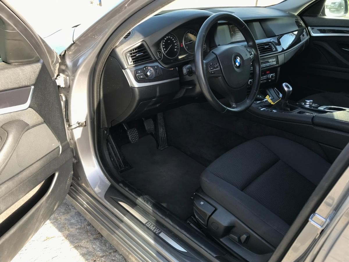 BMW 530D Touring · Ano 2012 — imagen 26