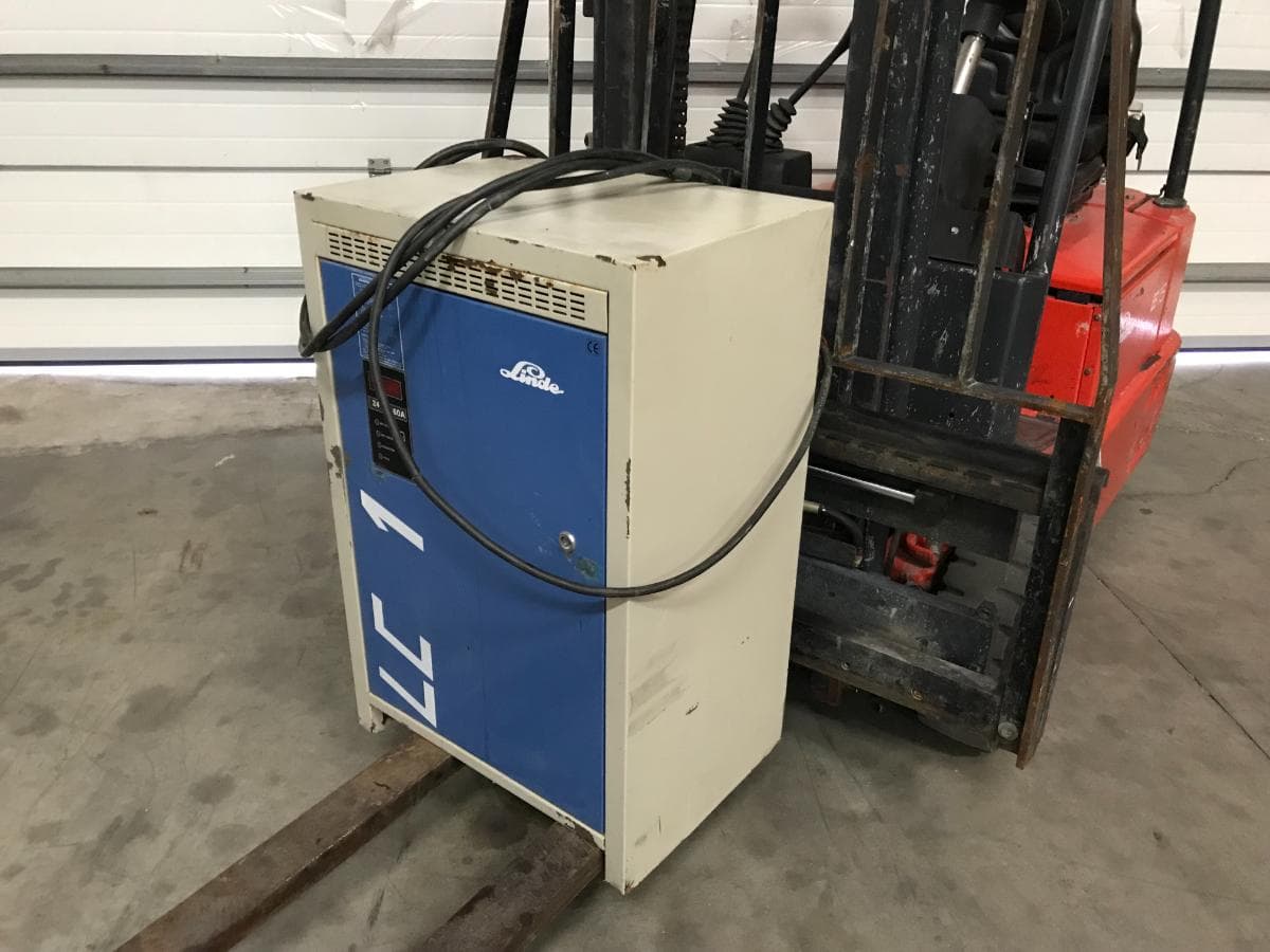 Empilhador Elétrico Linde E15Z · 1500Kg — imagem 2