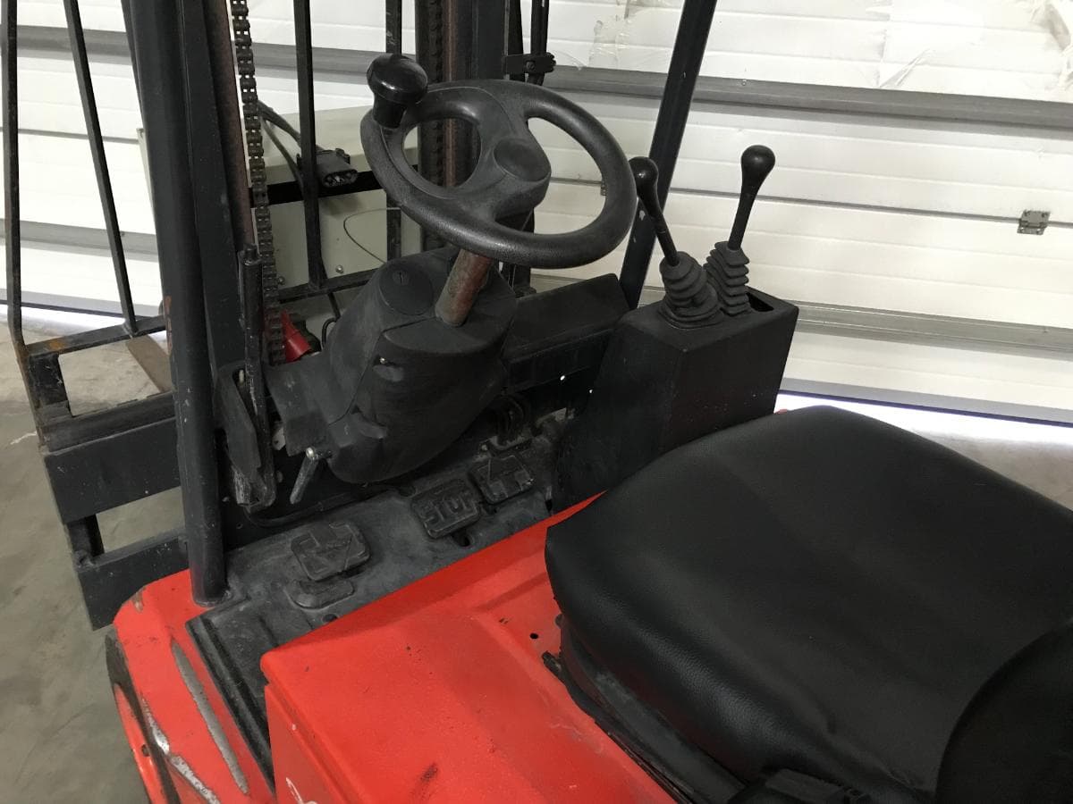 Empilhador Elétrico Linde E15Z · 1500Kg — imagem 10