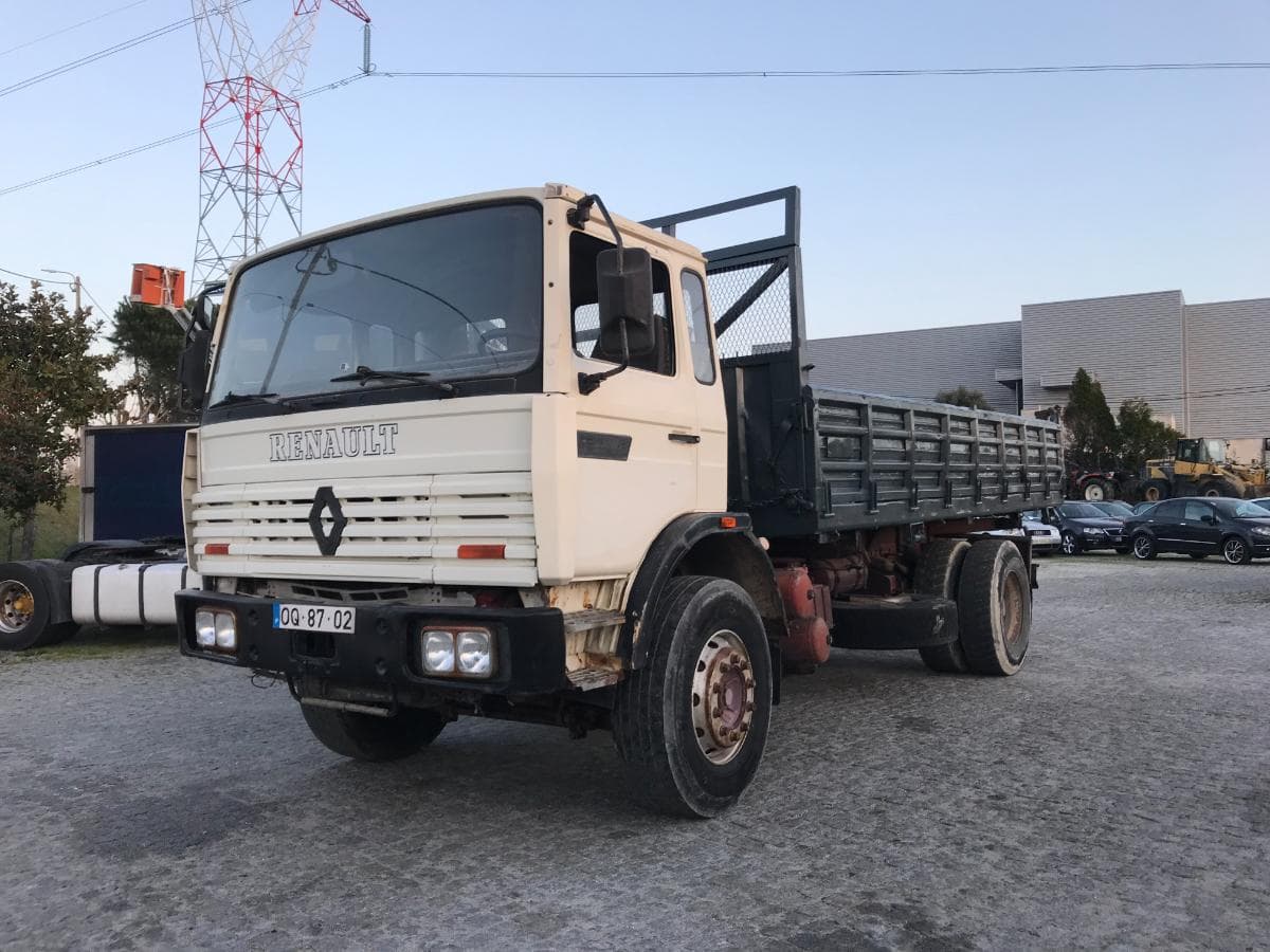 Renault G 230 Tribasculante — imagem 5