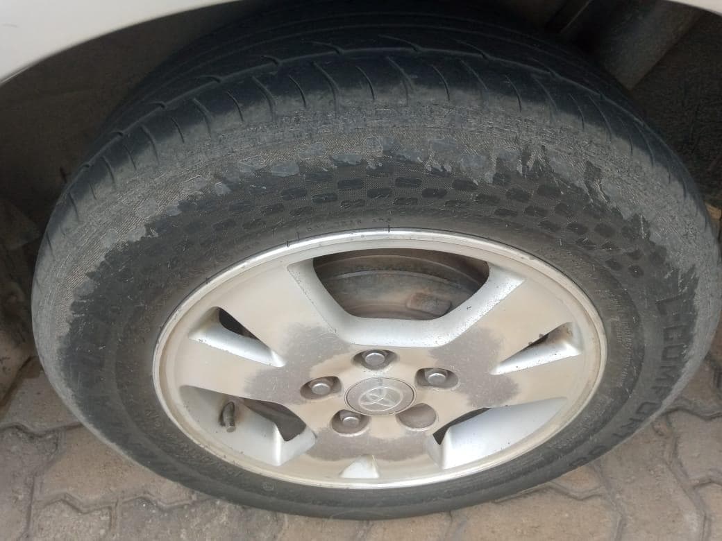 Toyota Noah · — imagem 11