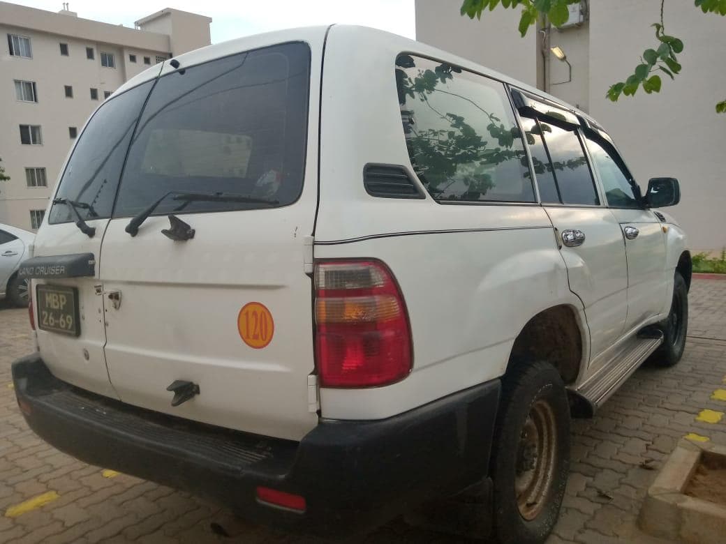 Toyota Land Cruiser · — imagem 4