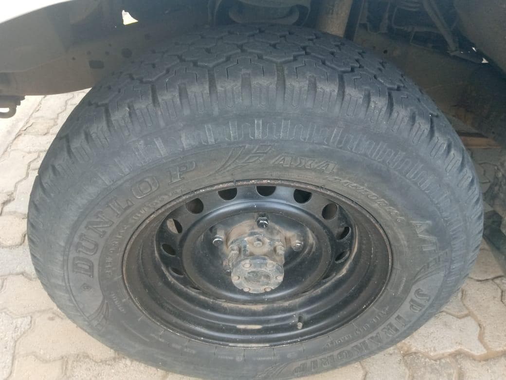 Toyota Land Cruiser · — imagem 12