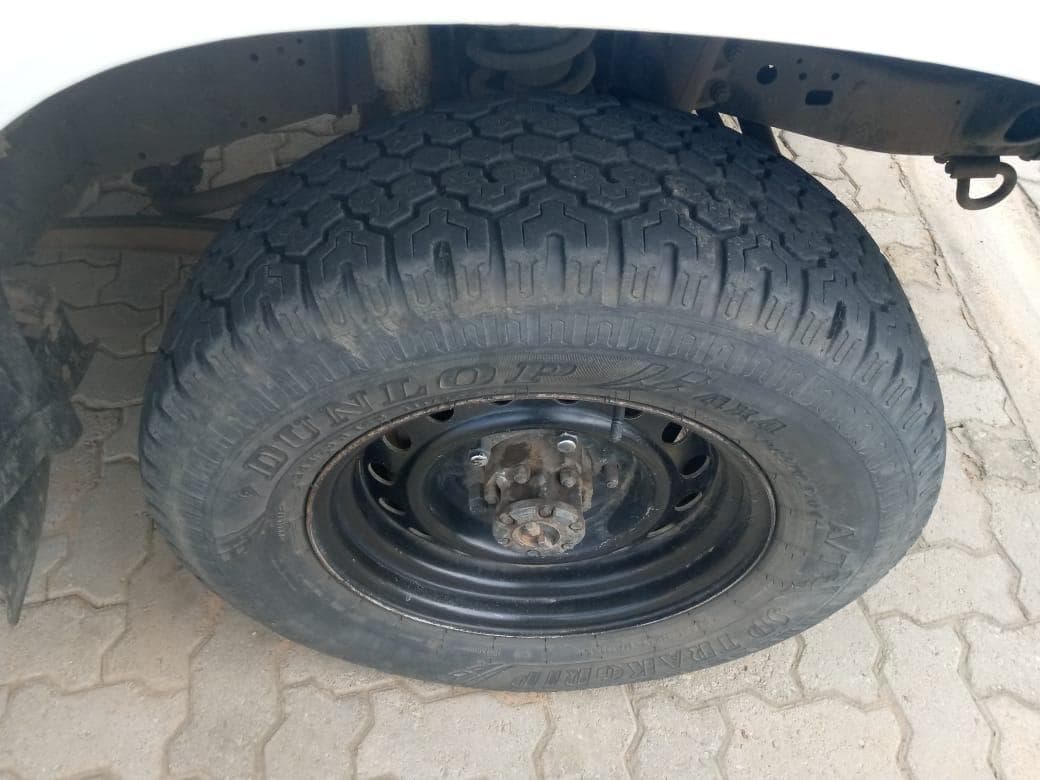 Toyota Land Cruiser · — imagem 13