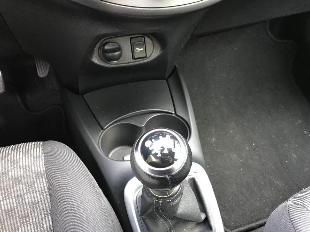 Toyota Yaris · Ano 2016 — imagen 12